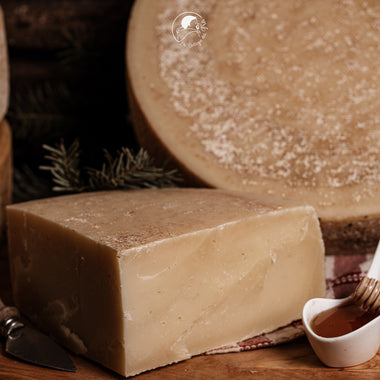 FORMAGGIO SENZA NOME PERO' MOLTO BUONO