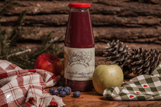 Apple and Blueberry Juice