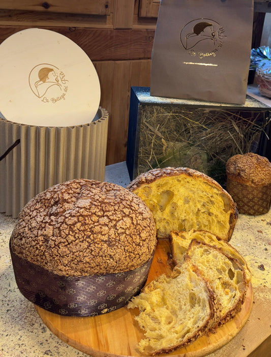 PRESTO DISPONIBILE...PANETTONE DEL FRÀ con farina gialla di Storo, mele e miele - 800 gr