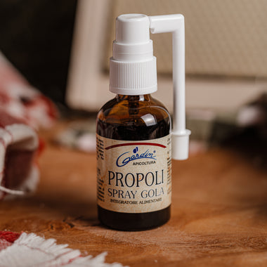 Propolis throat spray with alcohol